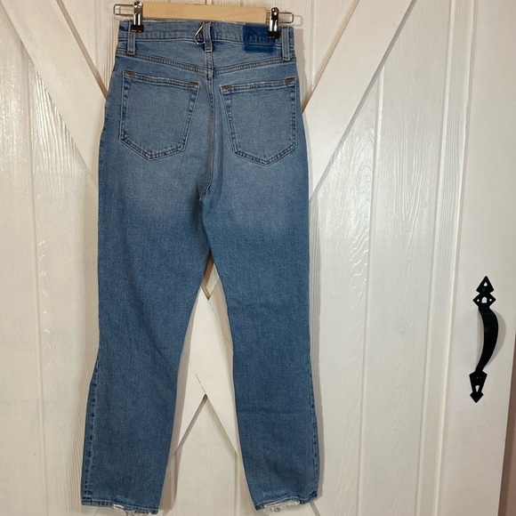 Abercrombie & Fitch Blue High Rise Distressed Jeans - Picture 6 of 12